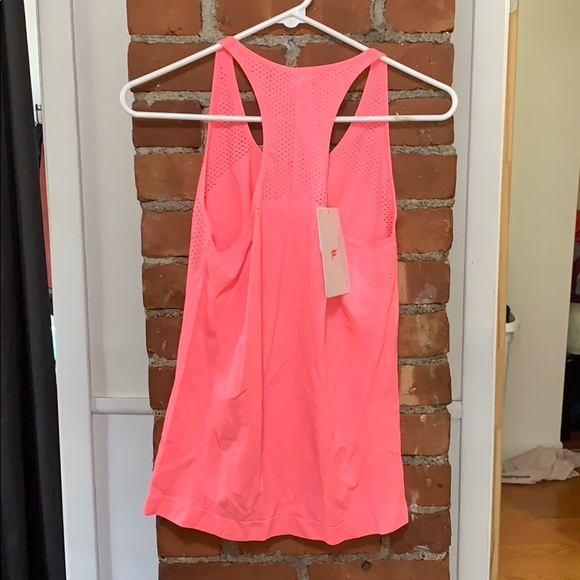 NWT Fabletics Tank Top - Picture 2 of 3